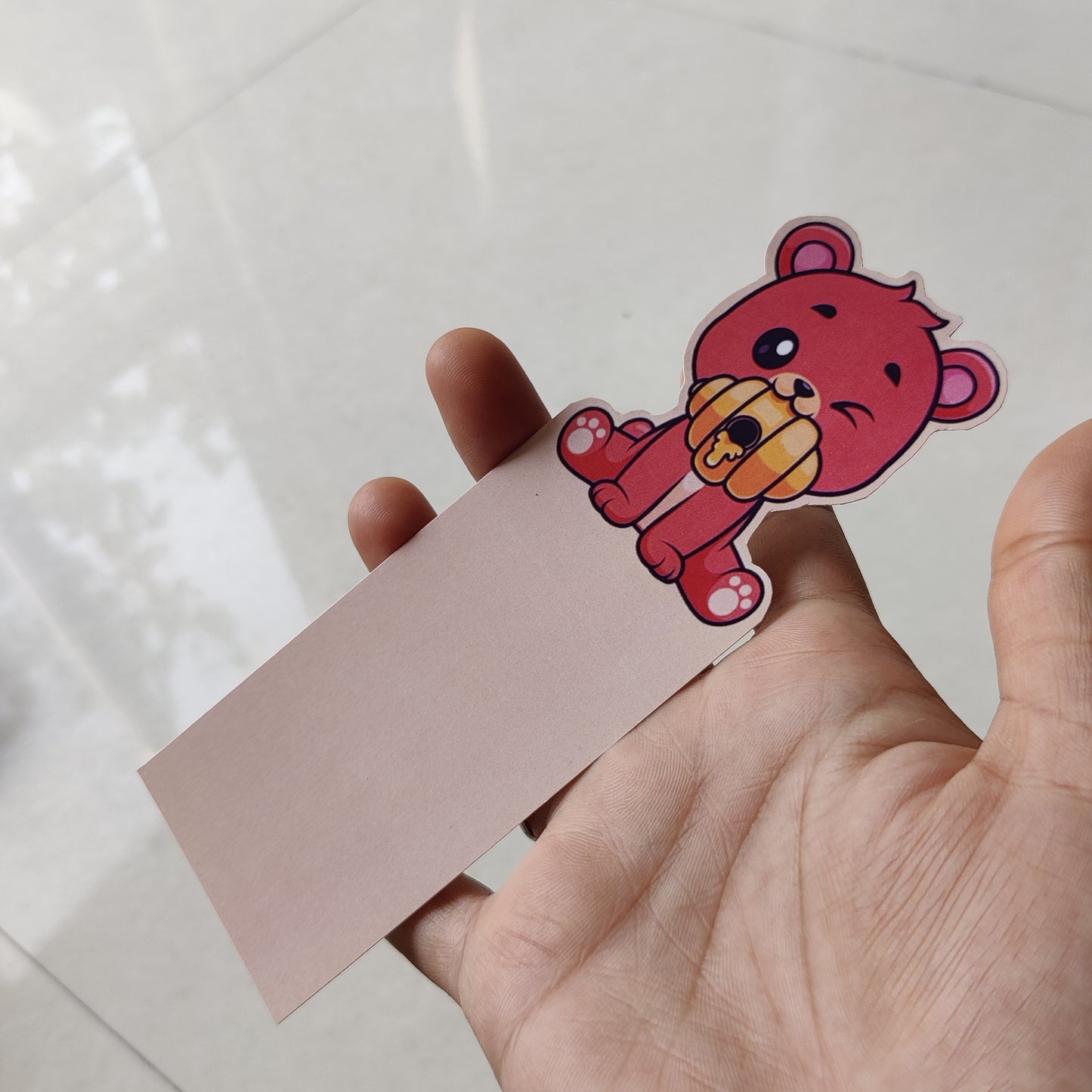 Die-Cut peeping bookmarks