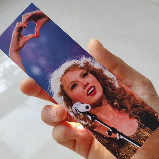 Taylor Swift bookmark | Style 1